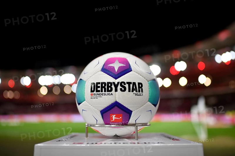 Adidas Derbystar match ball