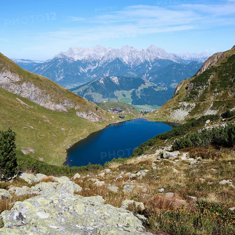 Wildsee with Wildseeloderhaus in front of Loferer Steinberge, Fieberbrunn, Kitzbuehel Alps, Tyrol, Austria, Europe