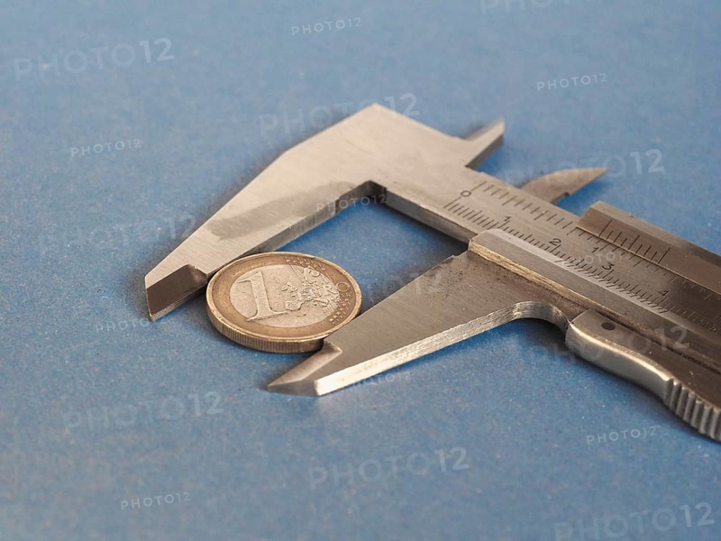 Caliper measuring tool