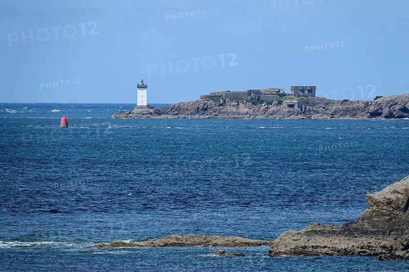 Phare and Fort de Kermorvan near Le Conquet, seen from Pointe Saint-Mathieu, Plougonvelin, Finistere department, Brittany region, France, Europe