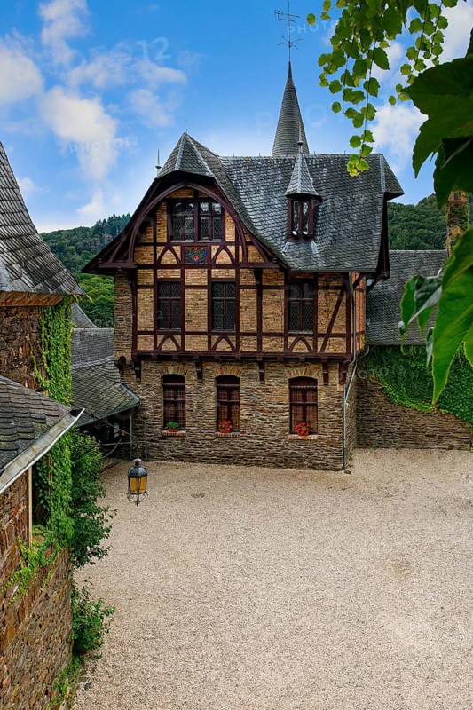 Former Imperial Castle, Courtyard, Cochem, Rhineland Palatinate, Germany, Europe