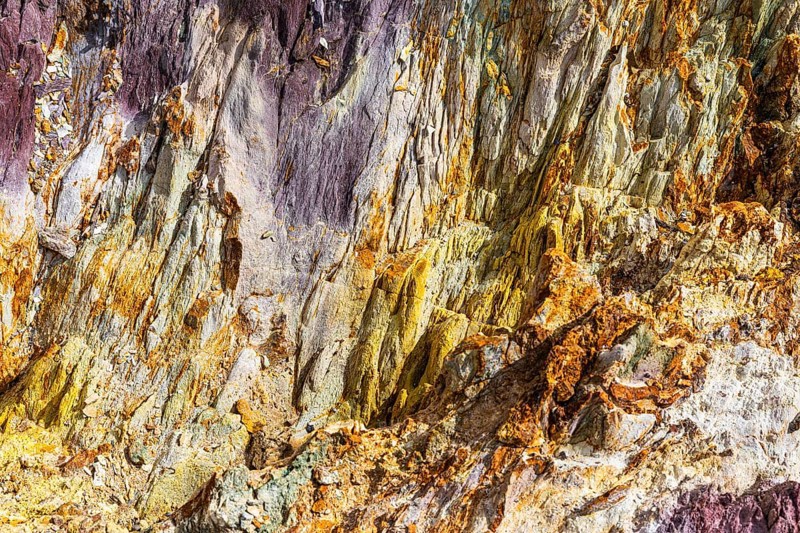Coloured, ferrous mineral rocks on the beach of Topinetti, near Rio Marina, Elba, Tuscan Archipelago, Tuscany, Italy, Europe