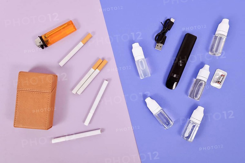Comparison between electronic and real cigarette with tools