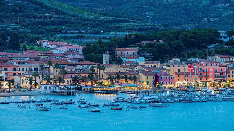 The marina of Porto Azzurro in the evening light, Elba, Tuscan Archipelago, Tuscany, Italy, Europe