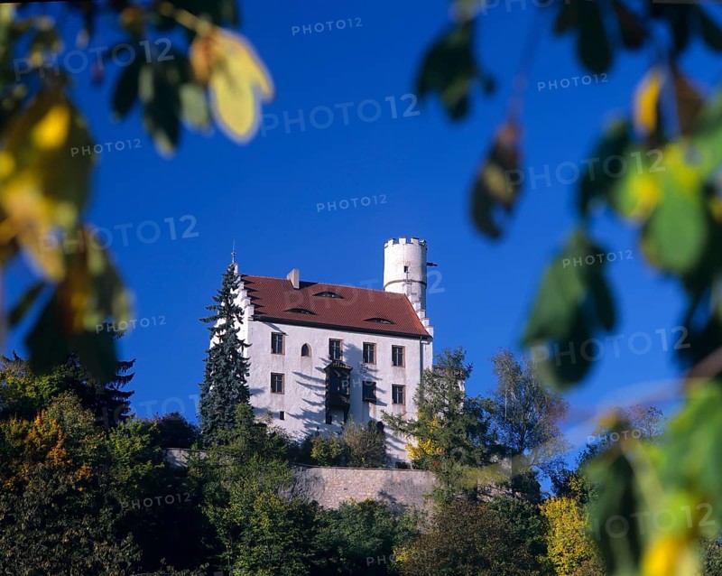 Goessweinstein Castle, also known as Goessweinstein Palace, is a medieval hilltop castle in Goessweinstein, Forchheim district, Upper Franconia, Bavaria, Germany, Europe