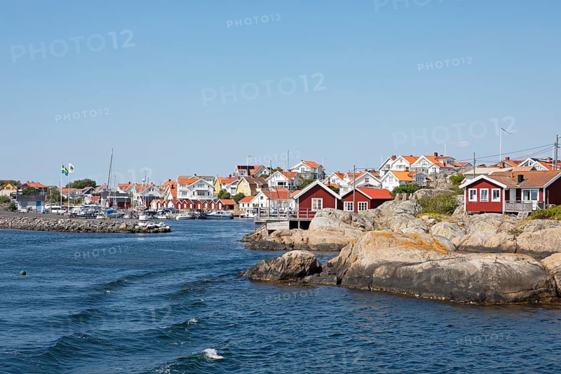 View of Fotoe on the archipelago island of Fotoe, Oeckeroe municipality, Vaestra Goetalands laen province, Sweden, Europe