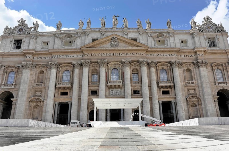 St Peter's Basilica, St Peter's Square, Vatican City, Vatican, Rome, Lazio, Italy, Europe