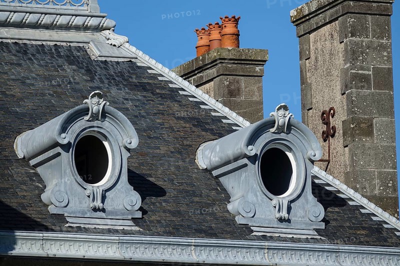 Skylight of a Wilhelminian-style villa on the seafront promenade of Plougonvelin on the Atlantic coast at the mouth of the Bay of Brest, Finistere Penn ar Bed department, Brittany Breizh region, France, Europe