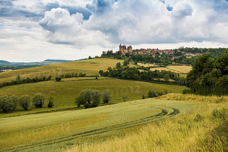 Medieval village and castle, Chateauneuf, Departement Cote-d'Or, Burgundy, Bourgogne-Franche-Comte, France, Europe