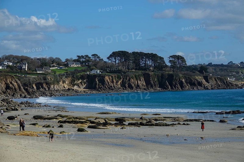 Sandy beach beach Plage Du Trez Hir in Plougonvelin on the Atlantic coast at the mouth of the Bay of Brest, Finistere Penn ar Bed department, Brittany Breizh region, France, Europe