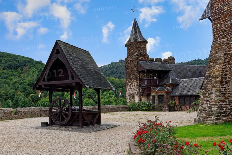 Former Imperial Castle, Courtyard, Cochem, Rhineland Palatinate, Germany, Europe