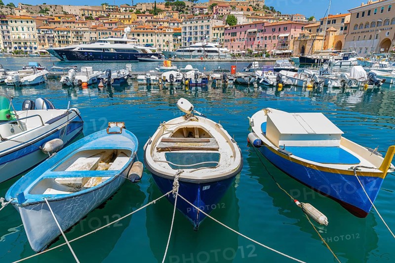 Fishing boats and luxury yachts in the harbour of Portoferraio, Elba, Tuscan Archipelago, Tuscany, Italy, Europe
