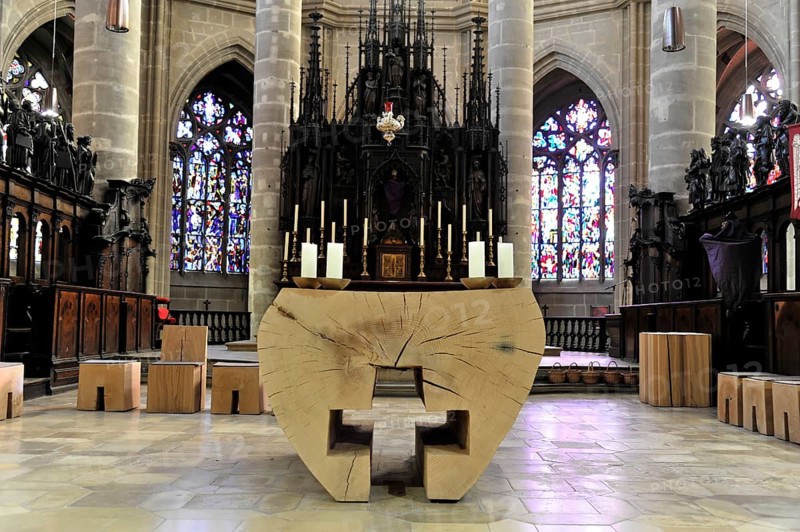 Detail, altar area, Heilig-Kreuz-Muenster, Schwaebisch Gmuend, Baden-Wuerttemberg, Germany, Europe