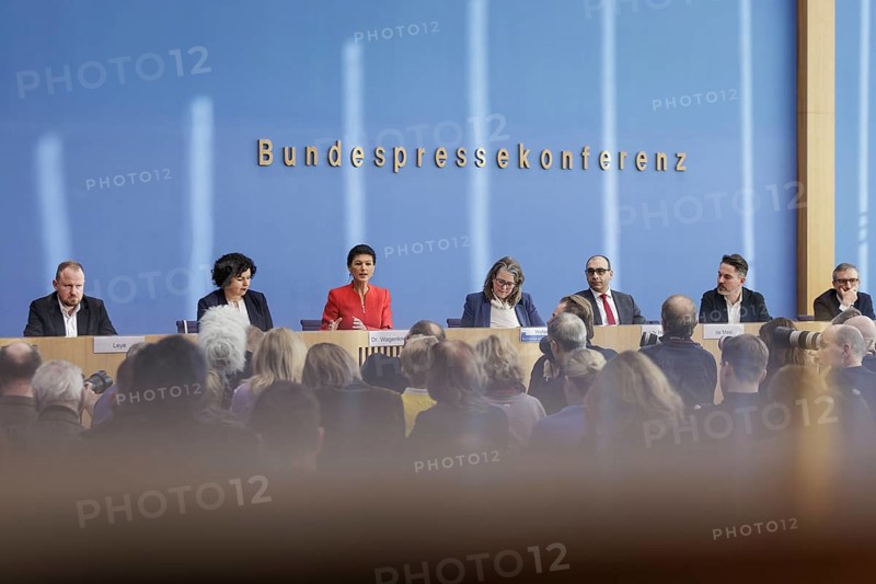 Christian Leye, MP, Amira Mohamed Ali, Dr Sahra Wagenknecht, Prof. Dr Shervin Haghsheno, university lecturer and entrepreneur, Fabio de Masi, financial expert, former MEP and MP, Thomas Geisel, former Mayor of Duesseldorf, recorded as part of the Bun