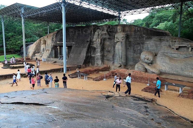 Giant Buddha stone statues, Gal Viharaya, UNESCO World Heritage Site, the ancient city of Polonnaruwa, Sri Lanka, Asia