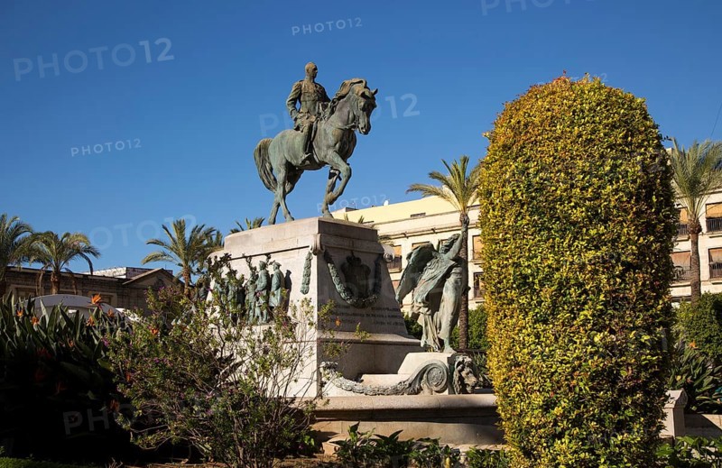 Statue of General Miguel Primo de Rivera, Plaza del Arenal, Jerez de la Frontera, Spain, Europe