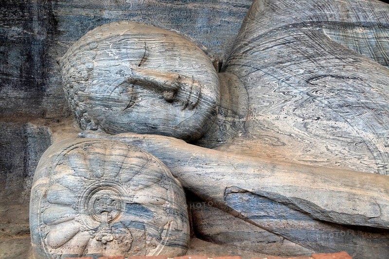 Reclining Buddha, Gal Viharaya, UNESCO World Heritage Site, the ancient city of Polonnaruwa, Sri Lanka, Asia