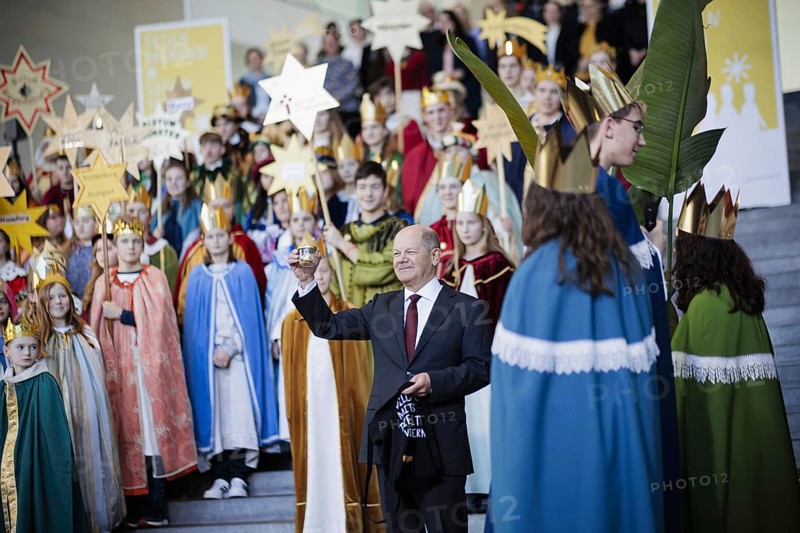 Federal Chancellor Olaf Scholz (SPD) pictured at the traditional reception for carol singers at the Federal Chancellery in Berlin, 8 January 2024