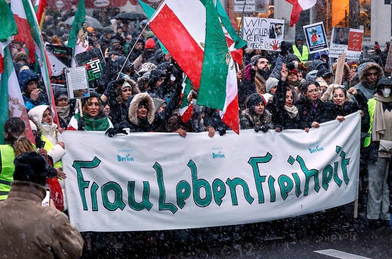 Demonstration in solidarity with the protests in Iran and remembrance of the killing of people by the Mullah regime, Berlin, 19 November 2022