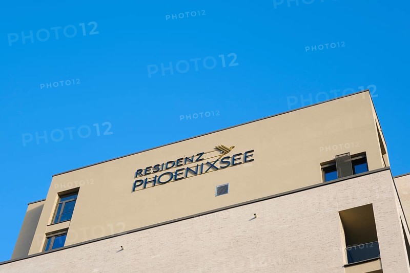 Building with lettering and logo Residenz Phoenixsee, Hoerde, Dortmund, Ruhr area, Westphalia, North Rhine-Westphalia, Germany, Europe