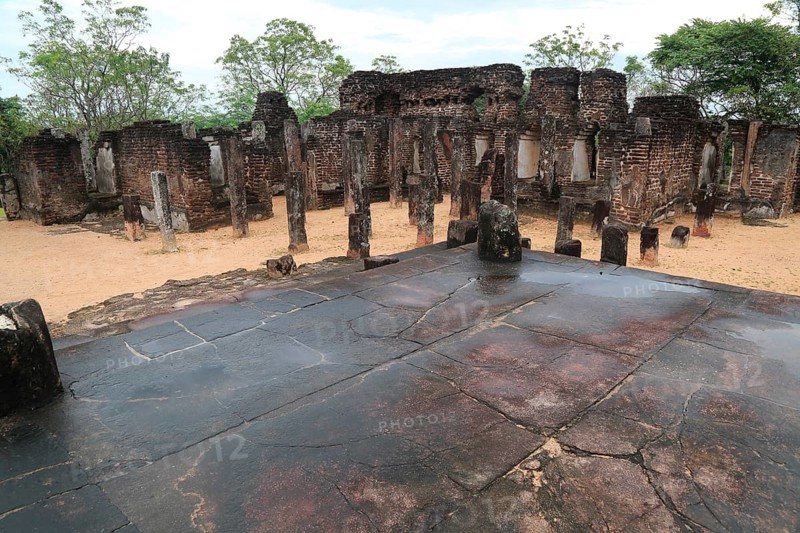 UNESCO World Heritage Site, ancient city Polonnaruwa, Sri Lanka, Asia, Buddha Seema Pasada building, Alahana Pirivena complex, Asia