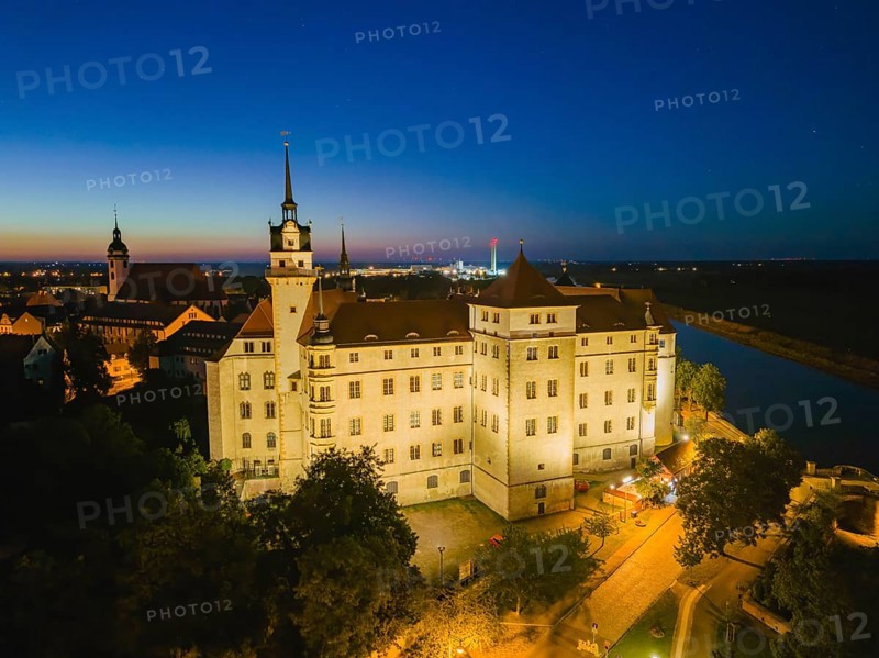 Hartenfels Castle from above, at dusk, Torgau, Saxony, Germany, Europe