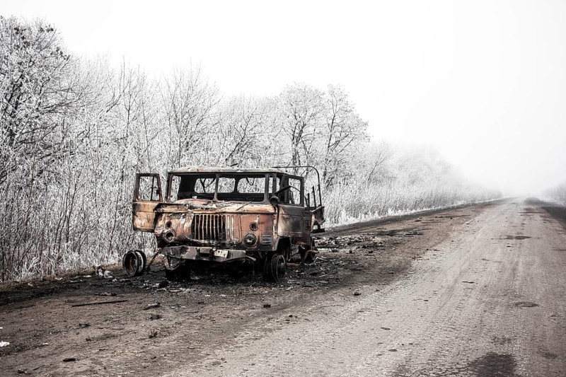 Destroyed lorry, wintry landscape, front near Debaltseve, Donbas, Ukraine, Europe