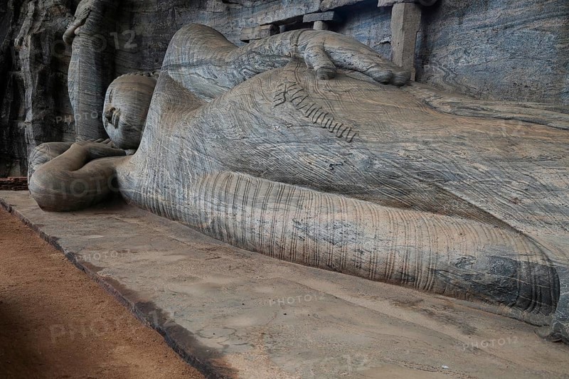 Reclining Buddha, Gal Viharaya, UNESCO World Heritage Site, the ancient city of Polonnaruwa, Sri Lanka, Asia