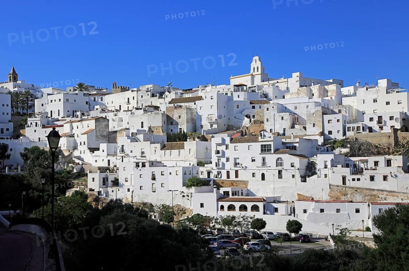 Pueblo blanco historic village whitewashed houses on hillside, Vejer de la Frontera, Cadiz Province, Spain, Europe
