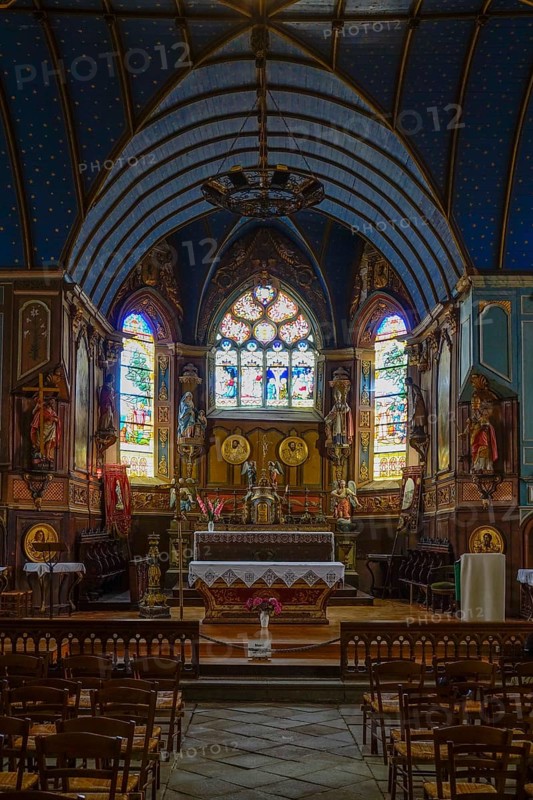 Main altar of the Saint-Sauveur church at the Riviere du Faou on the Rade de Brest, Le Faou, Finistere department, Brittany region, France, Europe