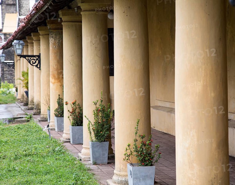 Columns pillars of colonial building in historic town of Galle, Sri Lanka, Asia