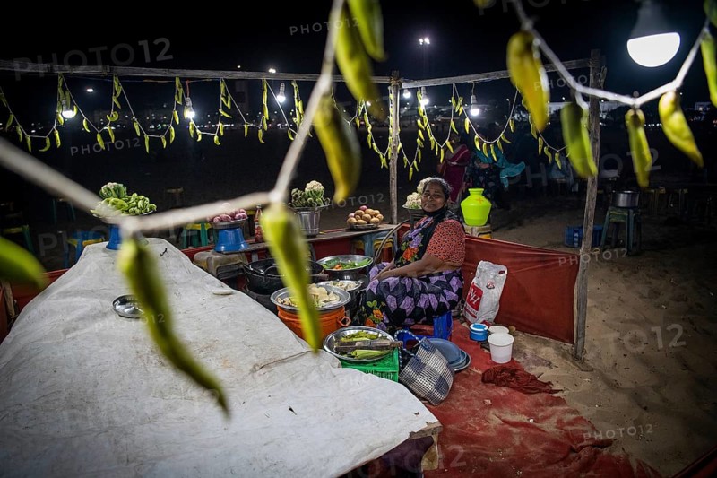 Greengrocer, Marina Beach, Chennai, Tamil Nadu, India, Asia