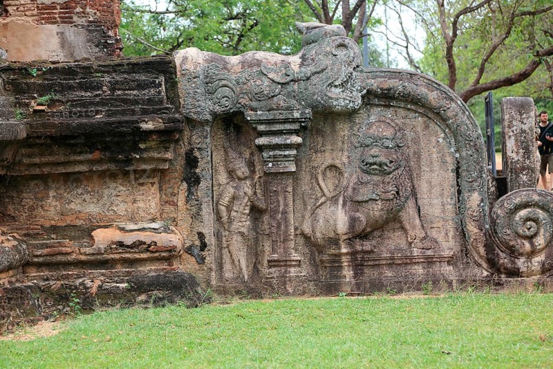 UNESCO World Heritage Site, ancient city Polonnaruwa, Sri Lanka, Asia, stone carving figures, Lankatilaka building, Alahana Pirivena complex, Asia