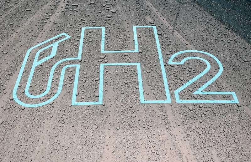 Hydrogen logo on a hydrogen-powered vehicle, Berlin, 11.01.2023