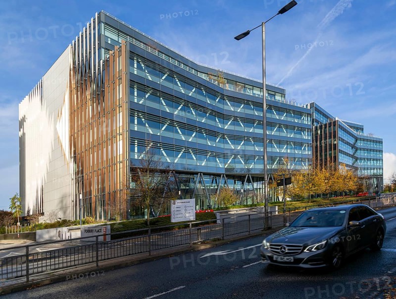 Modern architecture office building, Forbury Place, Reading, Berkshire, England, UK