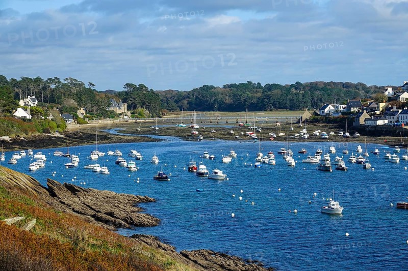 Harbour and commune of Le Conquet, seen from the Kermorvan peninsula, Finistere Pen ar Bed department, Brittany Breizh region, France, Europe