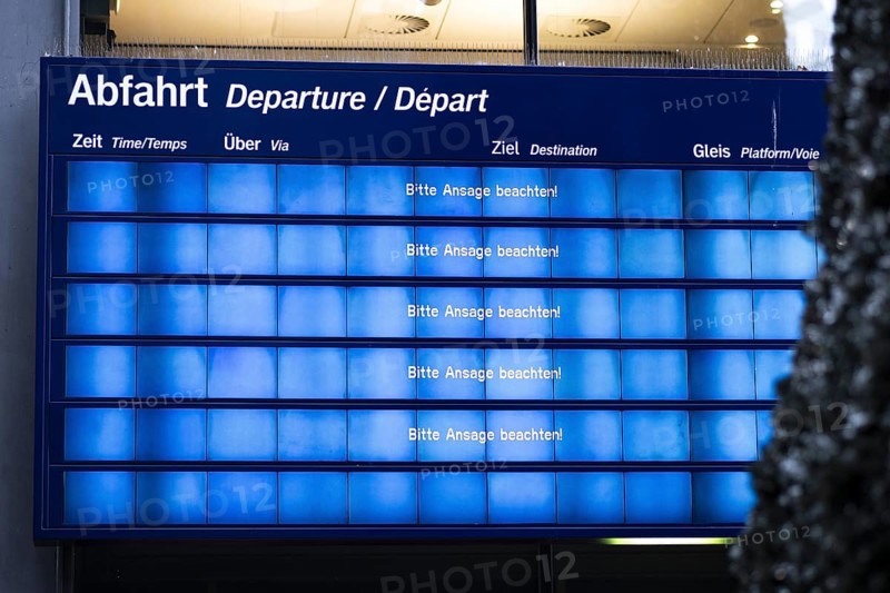 A large display board at Berlin Central Station reads Please note the announcement! Today is the second day of the strike by the train drivers' union GDL, on which train cancellations are to be expected. Berlin, 11.01.2024