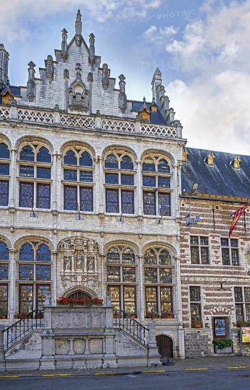 16th century Gothic town hall, townhall of the city Zoutleeuw, province of Flemish Brabant, Flanders, Belgium, Europe