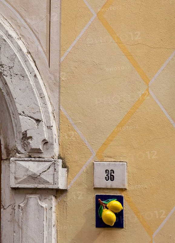 House number with lemon decoration, Limone sul Garda, Lake Garda, Province of Brescia, Lombardy, Italy, Europe
