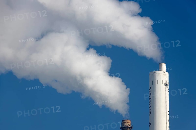 Symbolic image energy transition, fossil fuels, smoking chimneys, industrial plant, chimneys, stacks, smoke, Baden-Wuerttemberg, Germany, Europe