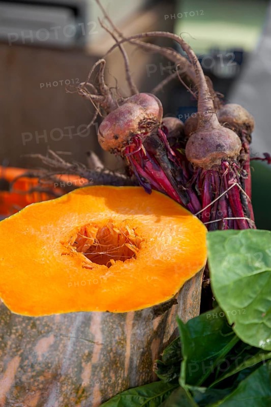 Market stall, market sale of vegetables, pumpkin and beetroot, Majorca, Balearic Islands, Spain, Europe