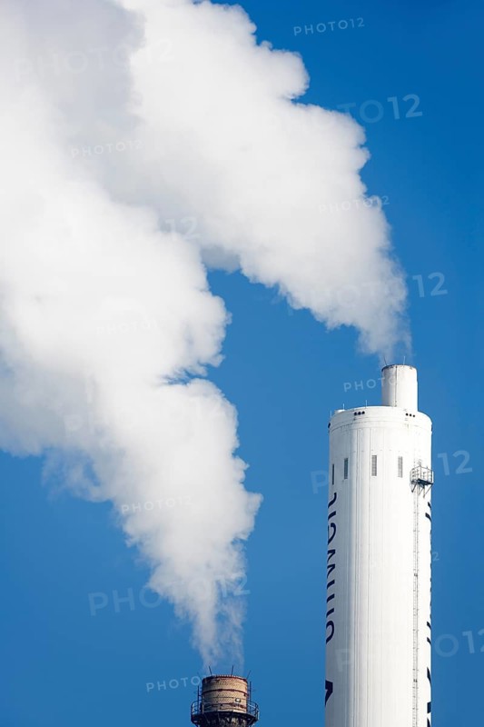 Symbolic image energy transition, fossil fuels, smoking chimneys, industrial plant, chimneys, stacks, smoke, Baden-Wuerttemberg, Germany, Europe