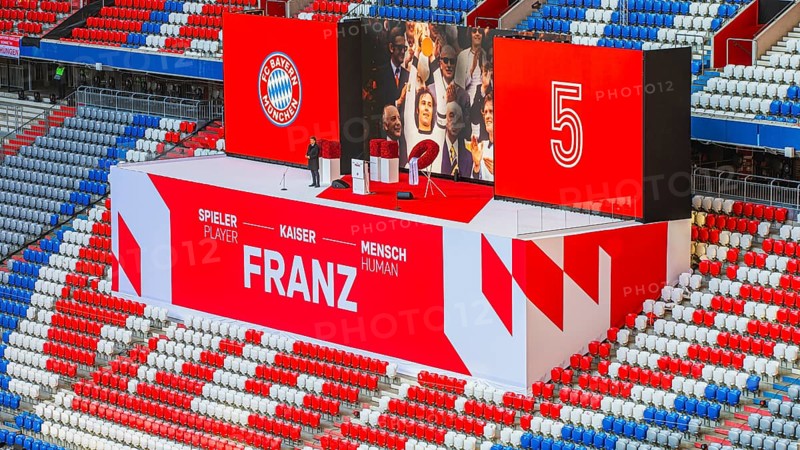 Tenor Jonas Kaufmann sings at the memorial service, FC Bayern Munich funeral service for Franz Beckenbauer, Allianz Arena, Froettmaning, Munich, Upper Bavaria, Bavaria