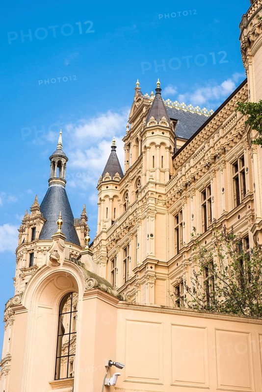 Castle lake facade of Schwerin Castle with towers and roofs, in the foreground the west bastion, Schwerin, Mecklenburg-Western Pomerania, Germany, Europe