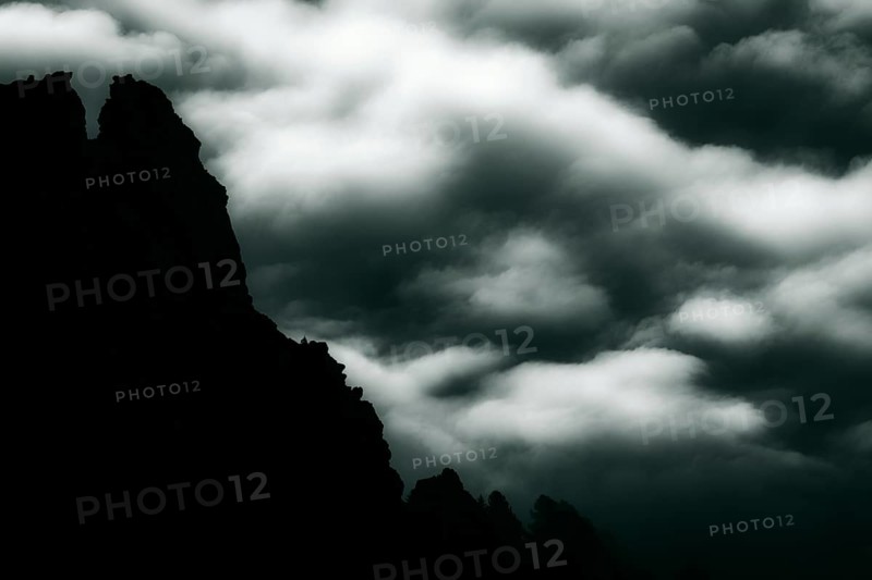 Sea of fog with rocky peaks of the Dolomites, Corvara, Dolomites, Italy, Europe