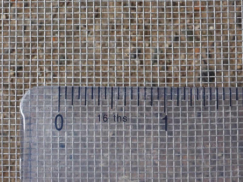 Mosquito net mesh size