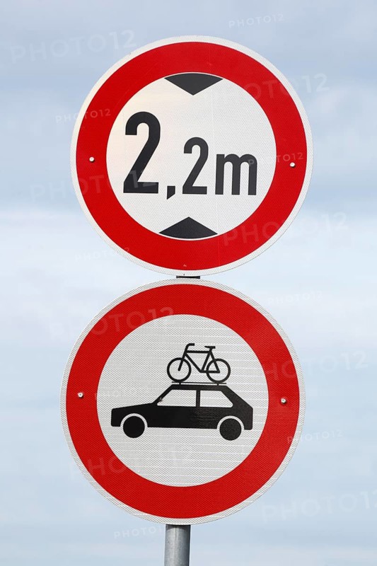 Prohibition for vehicles above specified height and cars with bicycles, traffic signs, Germany, Europe