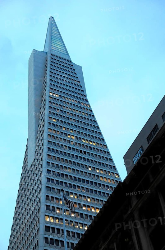 Transamerica Pyramid, city centre, San Francisco, California, USA, North America