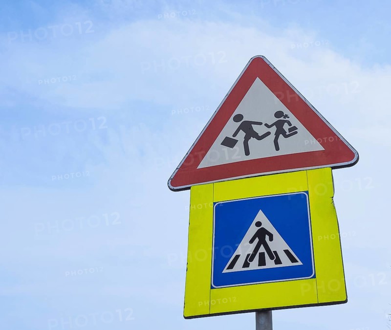 Zebra crossing and school sign