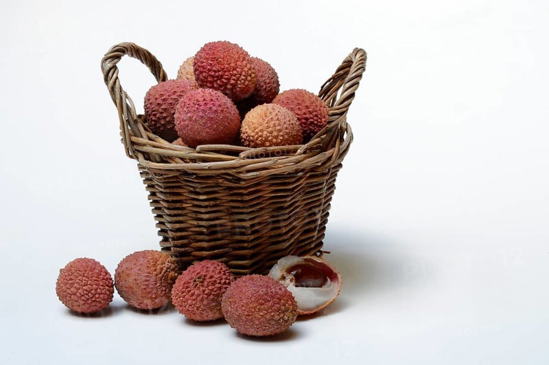 Lychee, lychees in baskets